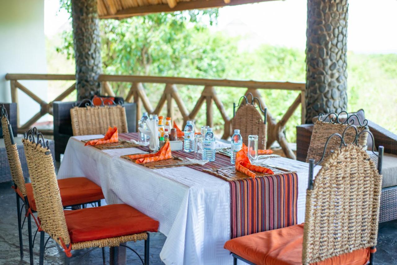 Buffalo Safari Lodge Katunguru Eksteriør bilde