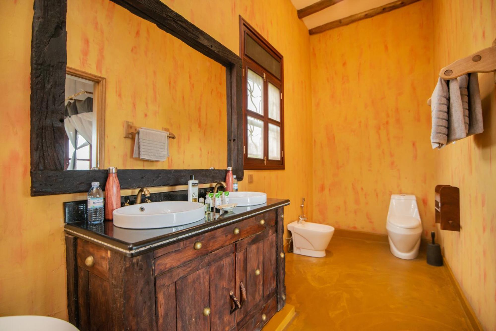 Buffalo Safari Lodge Katunguru Eksteriør bilde