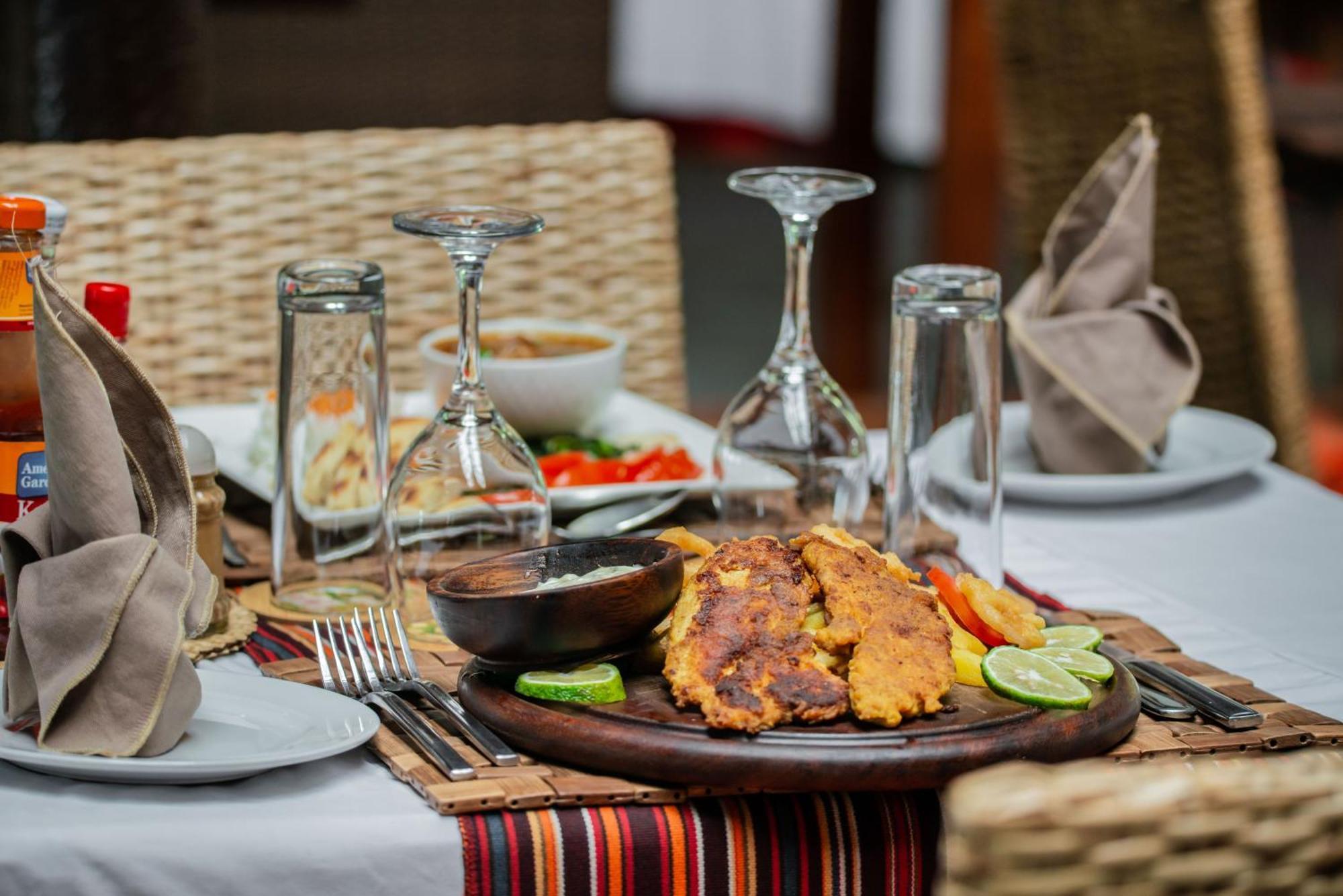 Buffalo Safari Lodge Katunguru Eksteriør bilde